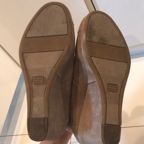 TOMS Booties - Picture 4 of 4